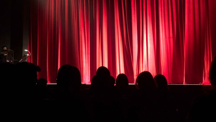 laboratorio, teatro, mostro ,frankenstein, one book one city